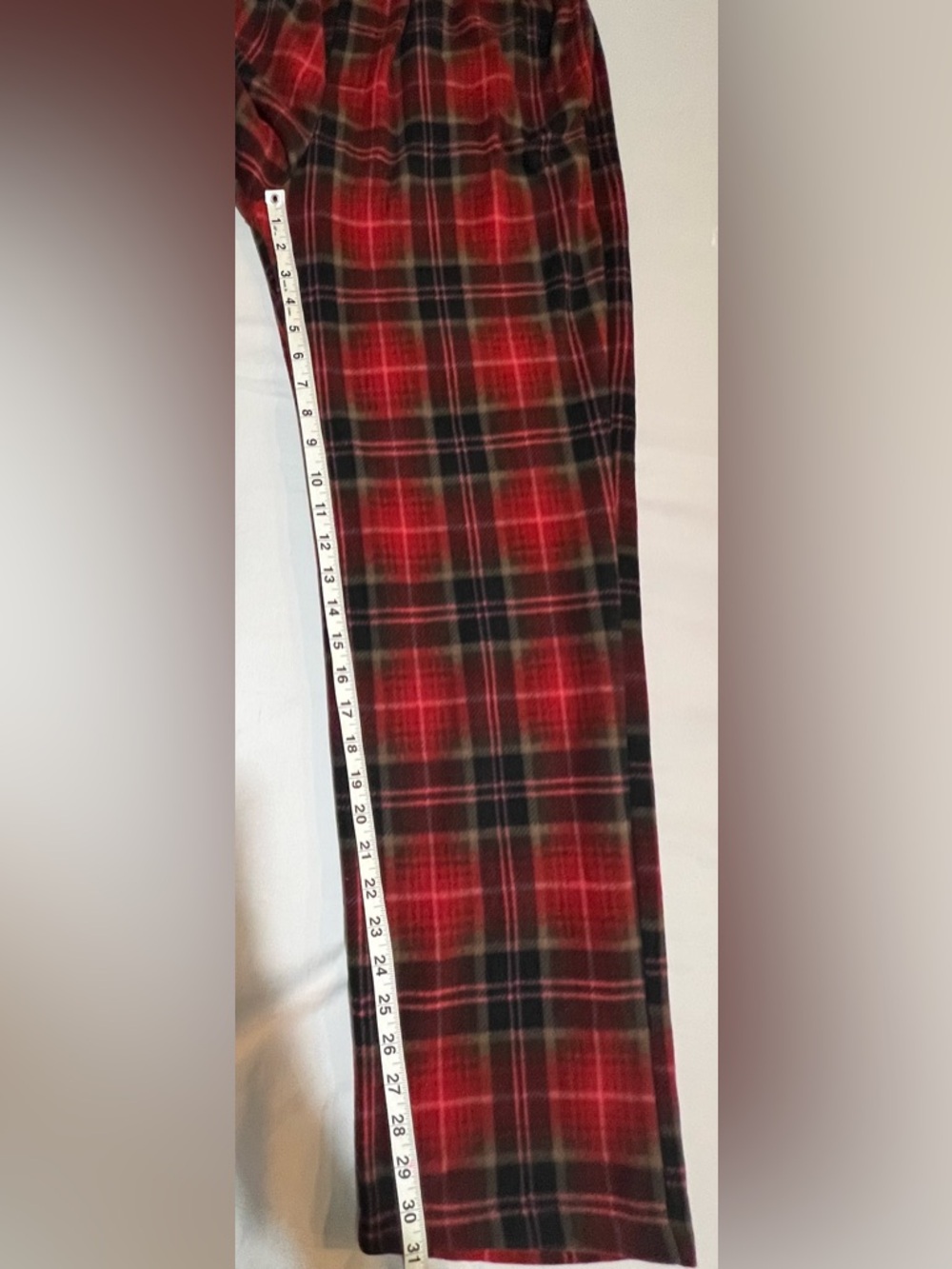 SKIMS Fleece Sleep Set in Red Plaid - 2 Piece Button Down & Pants Set Size Small - Picture 13 of 15